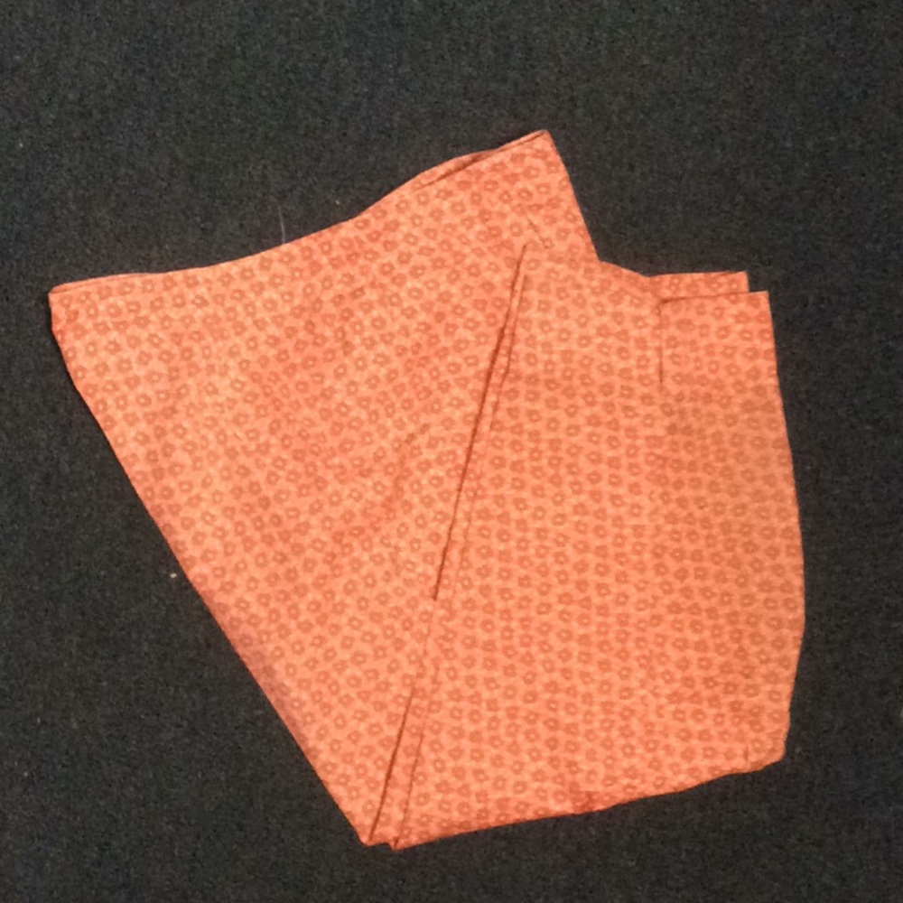 Great summer pant by Liz Claiborne.